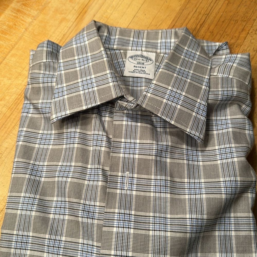 Brooks Brothers Non-Iron All Cotton Dress Shirt, Regent Cut. 15 1/2 4/5, plaid